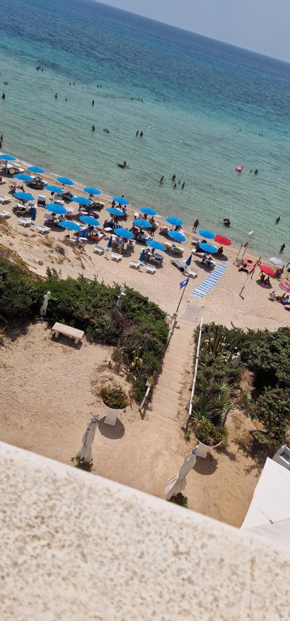Hotel Caraibisiaco sul mare San Pietro in Bevagna Esterno foto