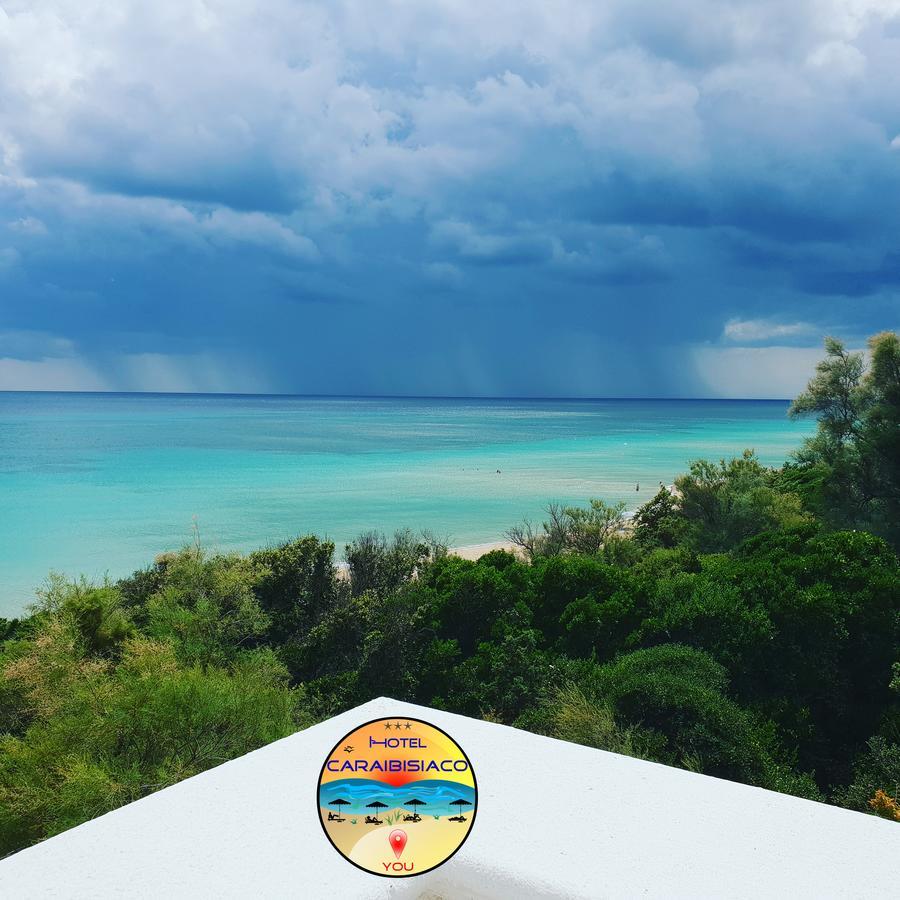Hotel Caraibisiaco sul mare San Pietro in Bevagna Esterno foto