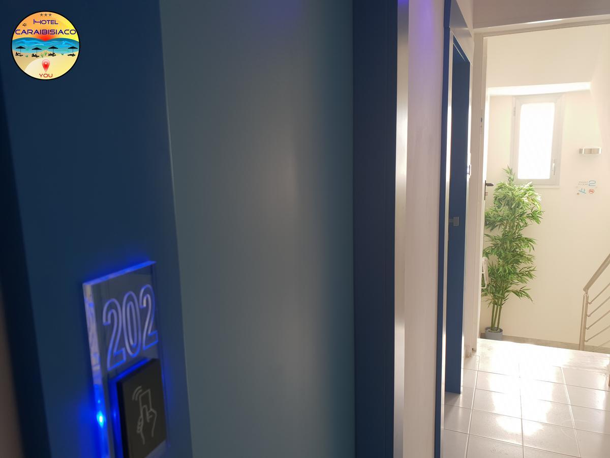 Hotel Caraibisiaco sul mare San Pietro in Bevagna Esterno foto